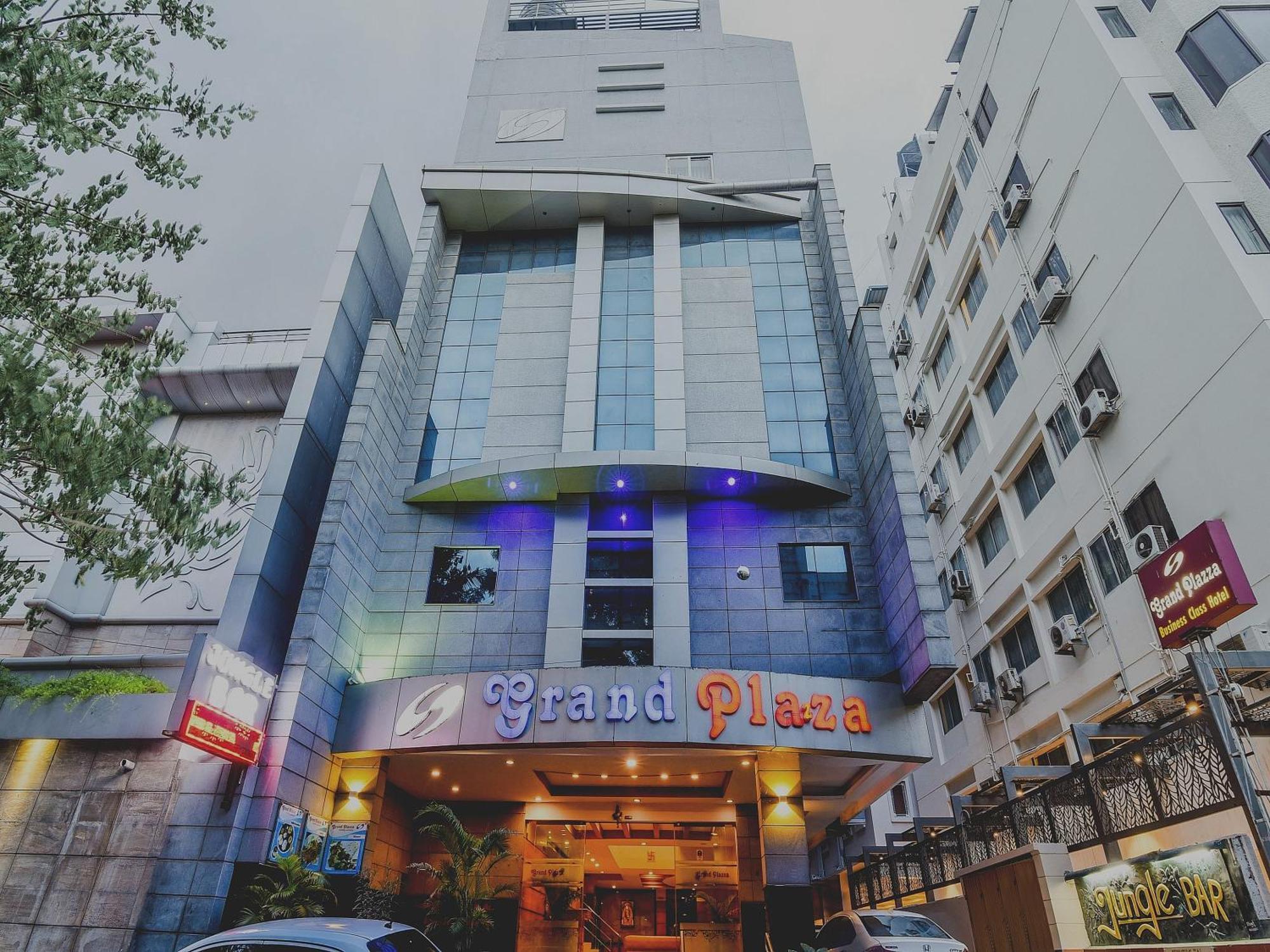 Super Capital O Grand Plaza Hotel Kojambuttúr Kültér fotó